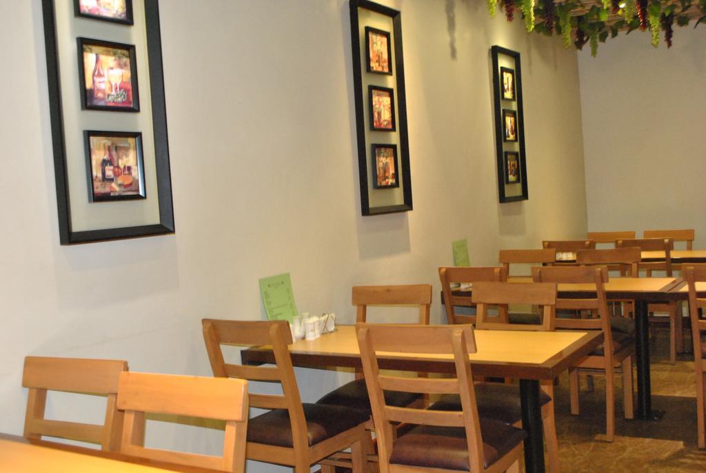 Dragon Home Inn Cebu Екстер'єр фото