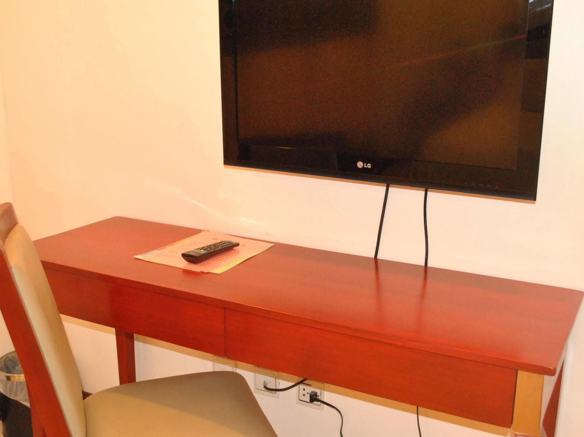 Dragon Home Inn Cebu Екстер'єр фото
