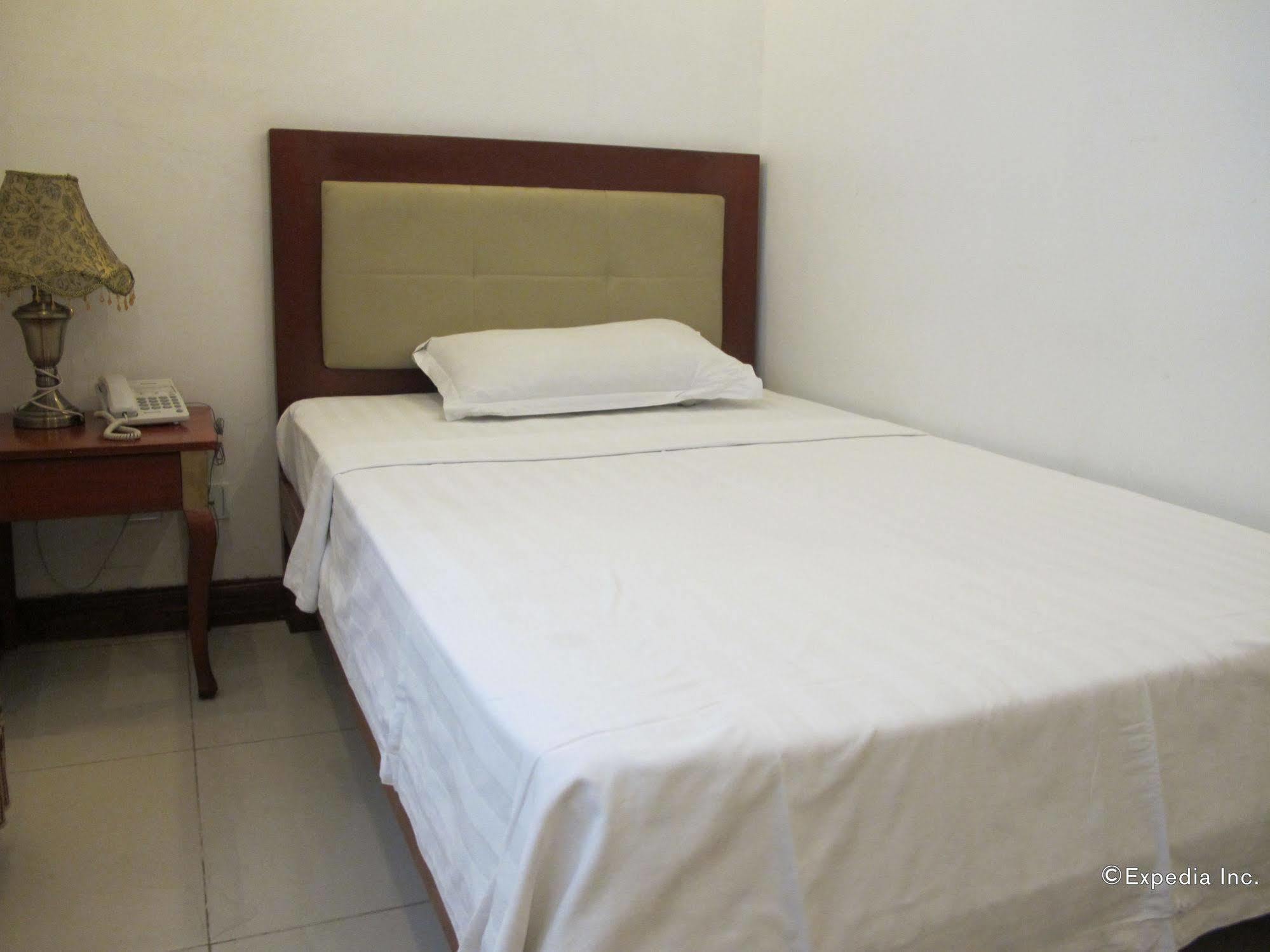 Dragon Home Inn Cebu Екстер'єр фото
